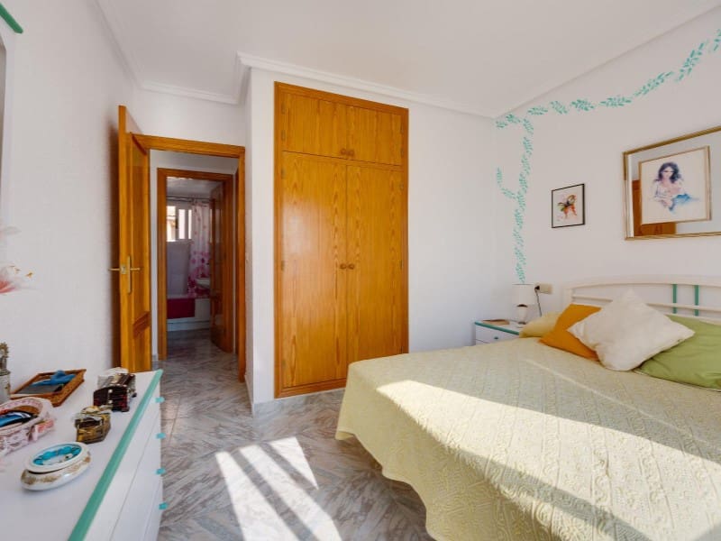 2 sovrum Lägenhet till salu i Torrevieja med pool - 219 500 € (Ref: 10078233)