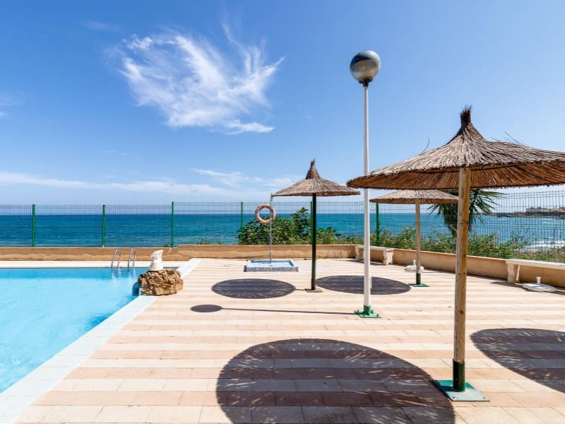 2 sovrum Lägenhet till salu i Torrevieja med pool - 219 500 € (Ref: 10078233)