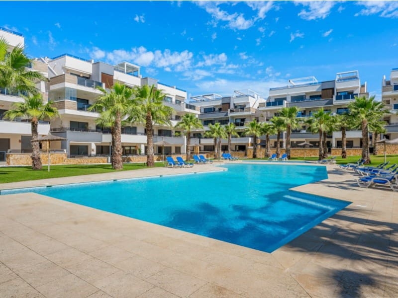 2 soveværelse Lejlighed til salg i Orihuela Costa med swimmingpool garage - € 299.000 (Ref: 10078236)