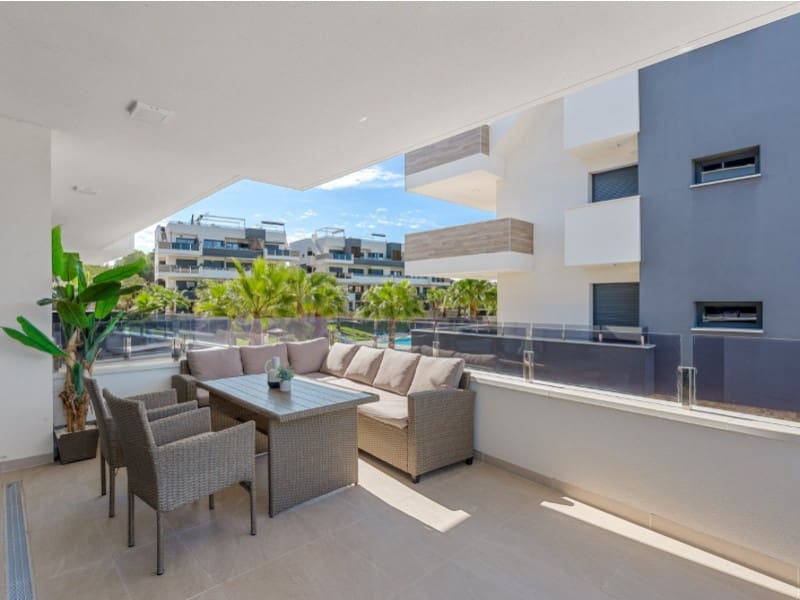 2 soveværelse Lejlighed til salg i Orihuela Costa med swimmingpool garage - € 299.000 (Ref: 10078236)