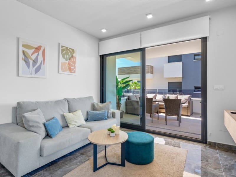 2 soveværelse Lejlighed til salg i Orihuela Costa med swimmingpool garage - € 299.000 (Ref: 10078236)