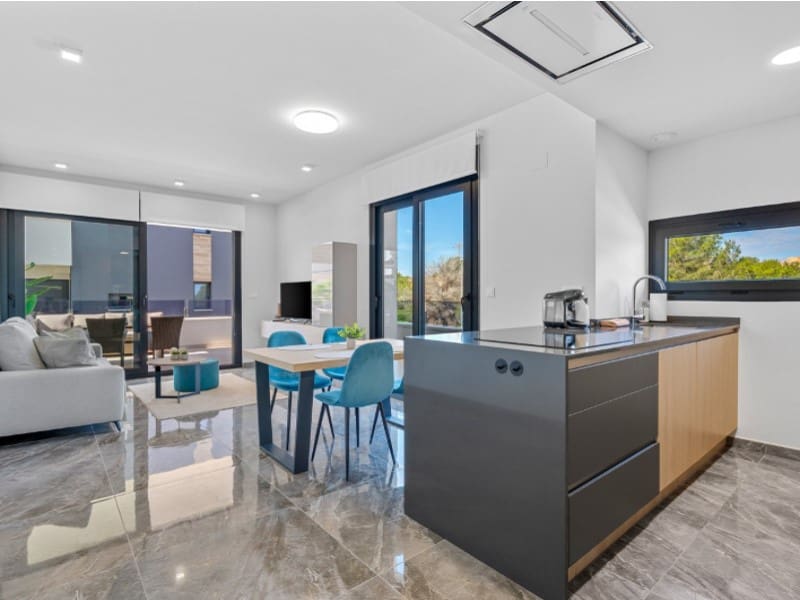 2 soveværelse Lejlighed til salg i Orihuela Costa med swimmingpool garage - € 299.000 (Ref: 10078236)