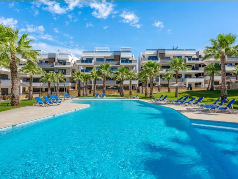 2 soveværelse Lejlighed til salg i Orihuela Costa med swimmingpool garage - € 299.000 (Ref: 10078236)
