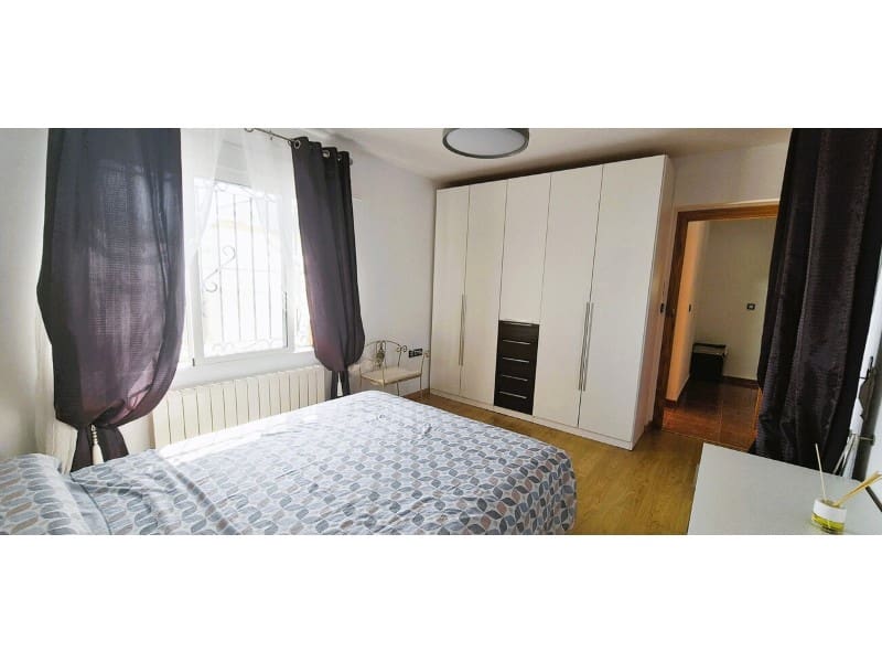 6 soveværelse Byhus til salg i Orihuela Costa med garage - € 279.900 (Ref: 10078238)