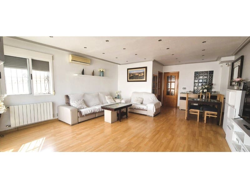 6 soveværelse Byhus til salg i Orihuela Costa med garage - € 279.900 (Ref: 10078238)