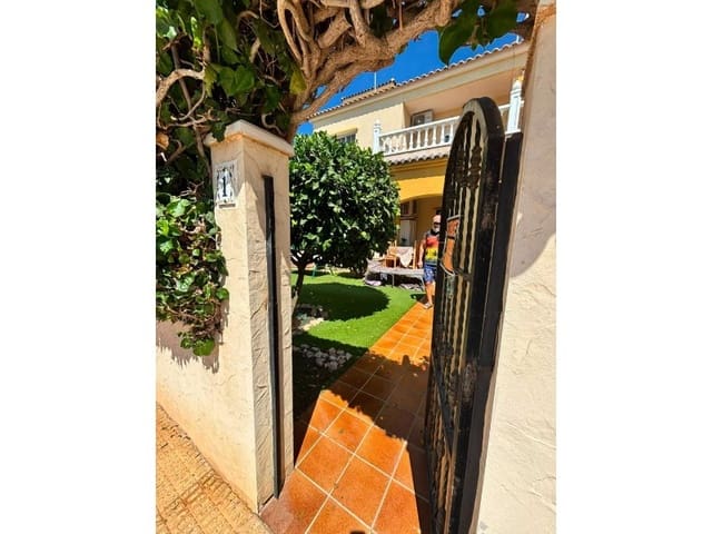 2 Zimmer Villa zu verkaufen in Lomas de Cabo Roig - Los Dolses, Orihuela mit Pool - 215.000 € (Ref: 10078241)