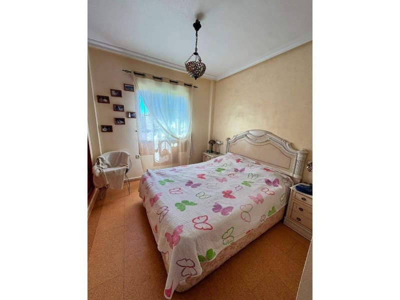 2 Zimmer Villa zu verkaufen in Orihuela Costa mit Pool - 215.000 € (Ref: 10078241)