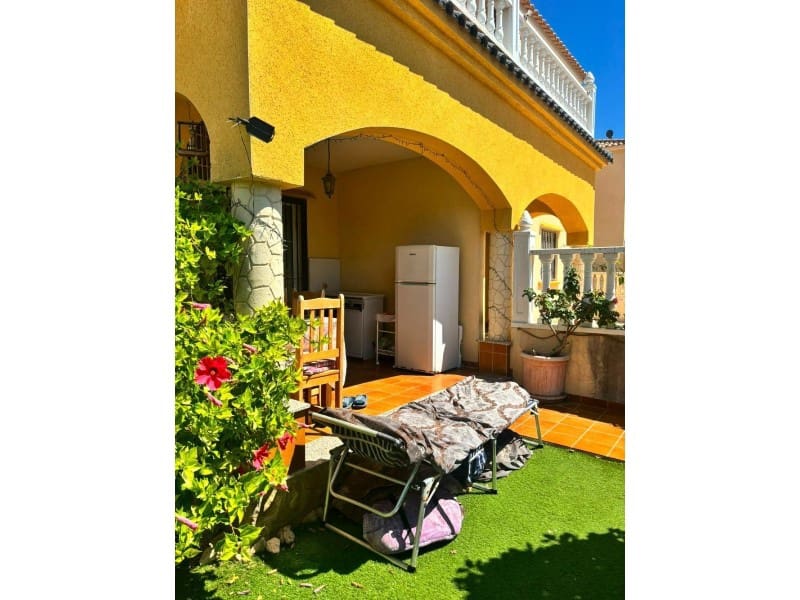 2 Zimmer Villa zu verkaufen in Orihuela Costa mit Pool - 215.000 € (Ref: 10078241)