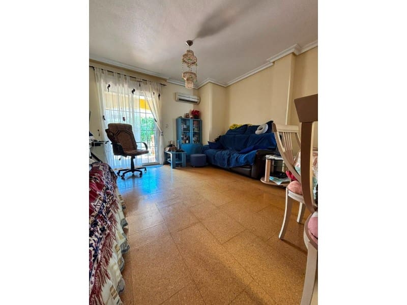 2 Zimmer Villa zu verkaufen in Orihuela Costa mit Pool - 215.000 € (Ref: 10078241)