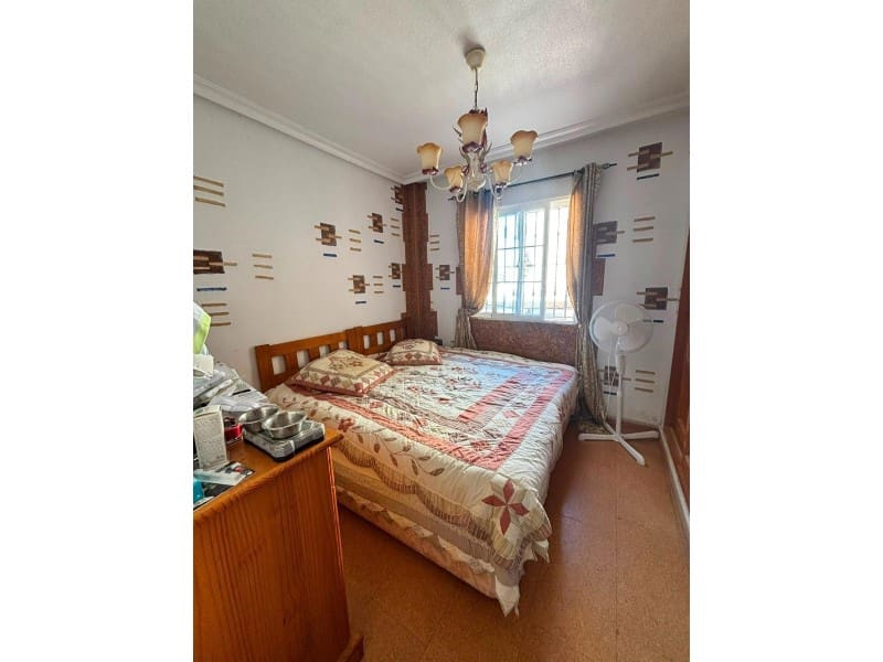 2 Zimmer Villa zu verkaufen in Orihuela Costa mit Pool - 215.000 € (Ref: 10078241)