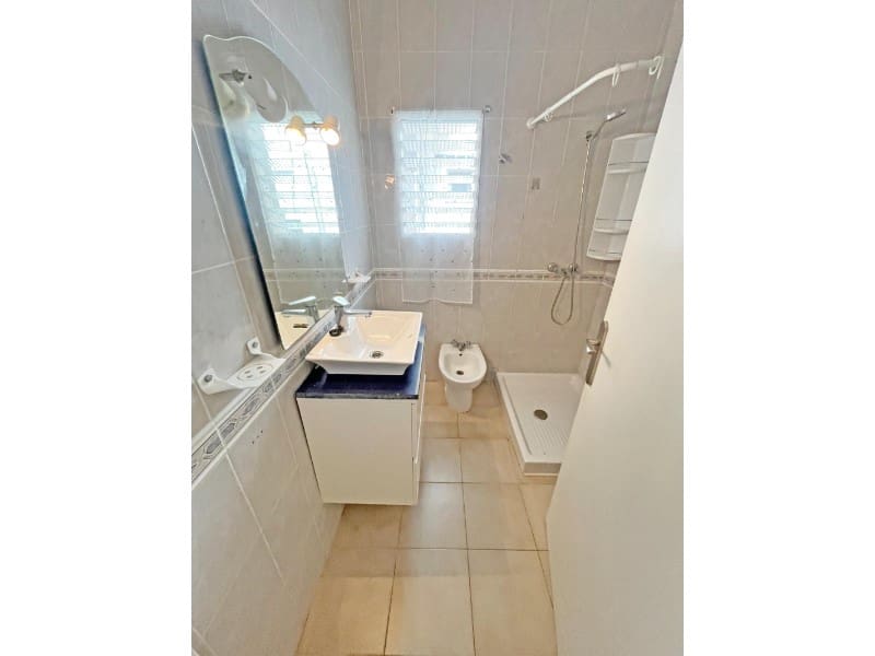 3 makuuhuone Huoneisto myytävänä paikassa Guardamar del Segura - 135 000 € (Ref: 10078243)