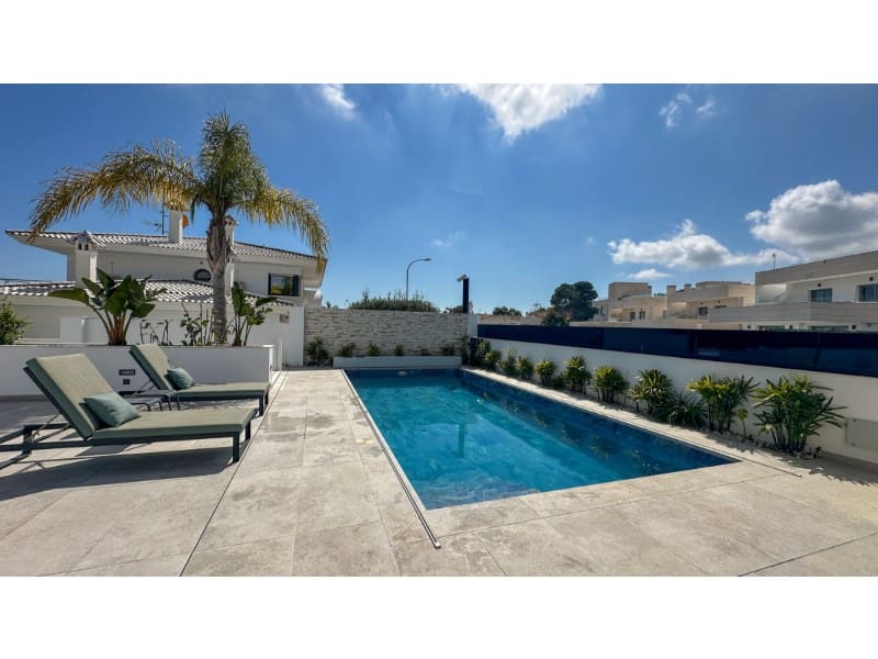 4 camera da letto Villa in vendita in Orihuela Costa con piscina garage - 2.950.000 € (Rif: 10080992)