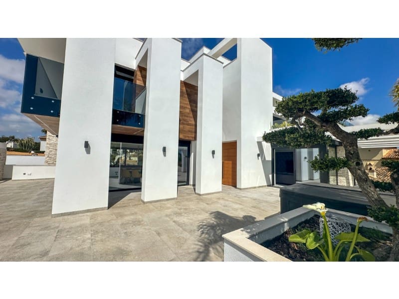 4 camera da letto Villa in vendita in Orihuela Costa con piscina garage - 2.950.000 € (Rif: 10080992)