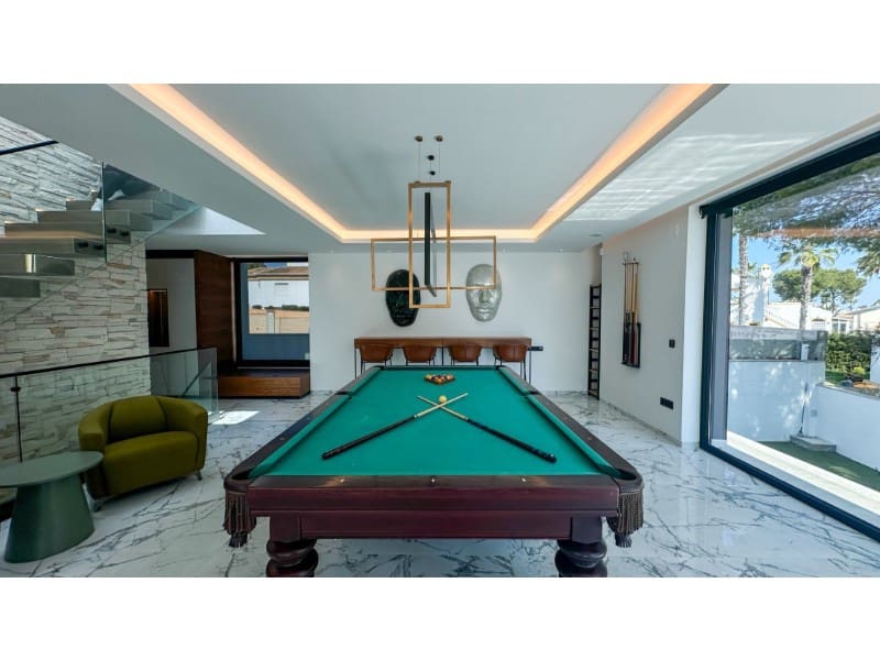 4 camera da letto Villa in vendita in Orihuela Costa con piscina garage - 2.950.000 € (Rif: 10080992)