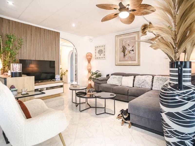 3 soveværelse Villa til salg i San Fulgencio med swimmingpool garage - € 525.000 (Ref: 10080994)