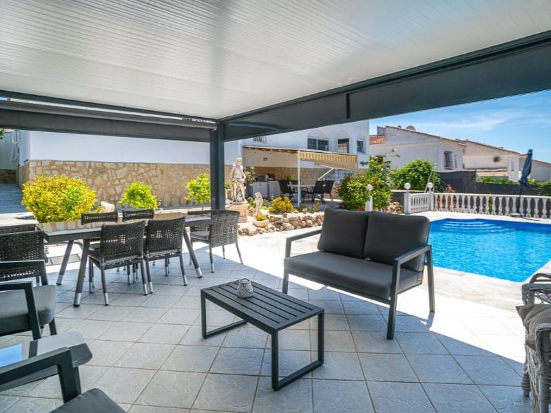 3 soveværelse Villa til salg i San Fulgencio med swimmingpool garage - € 525.000 (Ref: 10080994)