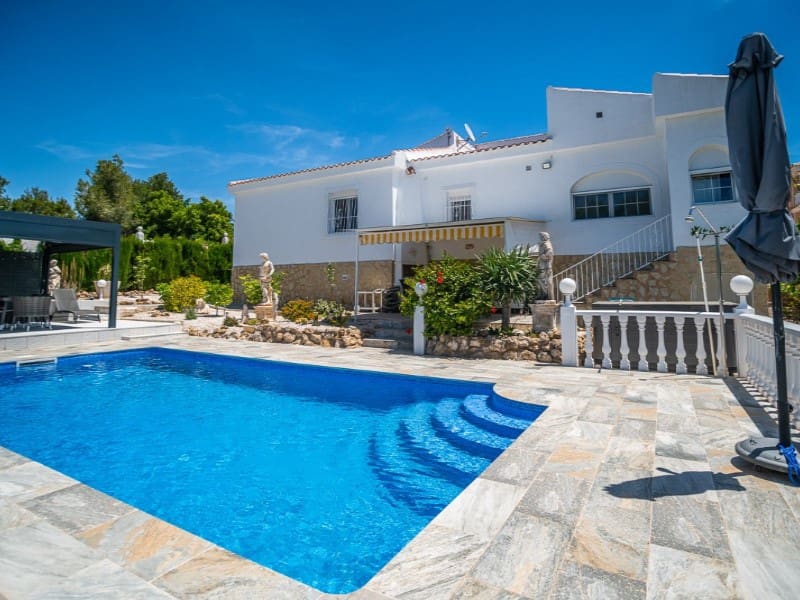 3 soveværelse Villa til salg i San Fulgencio med swimmingpool garage - € 525.000 (Ref: 10080994)