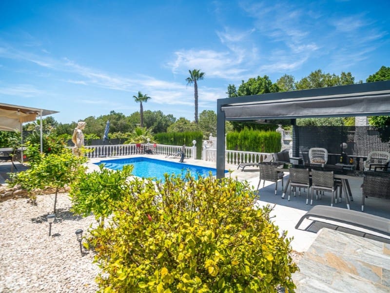 3 soveværelse Villa til salg i San Fulgencio med swimmingpool garage - € 525.000 (Ref: 10080994)
