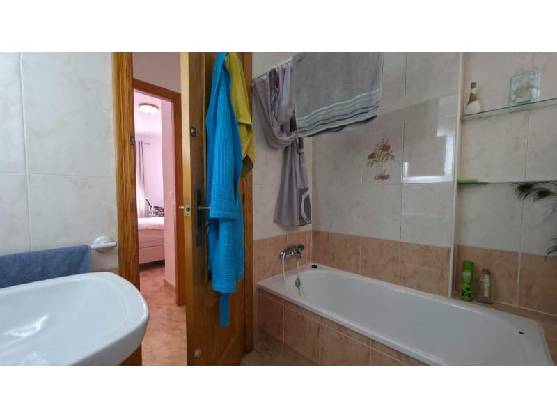 3 quarto Apartamento para venda em Torrevieja com piscina - 187 900 € (Ref: 10080995)