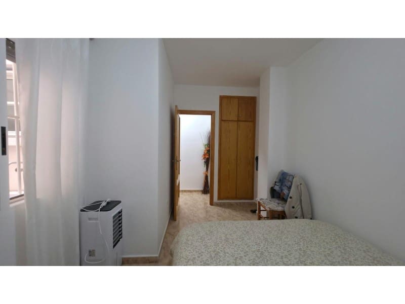 3 quarto Apartamento para venda em Torrevieja com piscina - 187 900 € (Ref: 10080995)