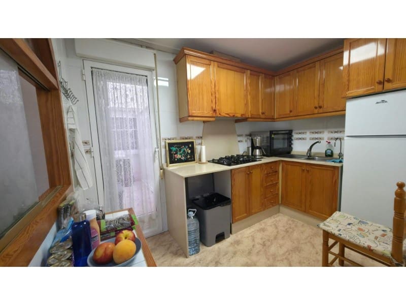 3 quarto Apartamento para venda em Torrevieja com piscina - 187 900 € (Ref: 10080995)