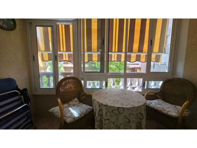 3 quarto Apartamento para venda em Torrevieja com piscina - 187 900 € (Ref: 10080995)