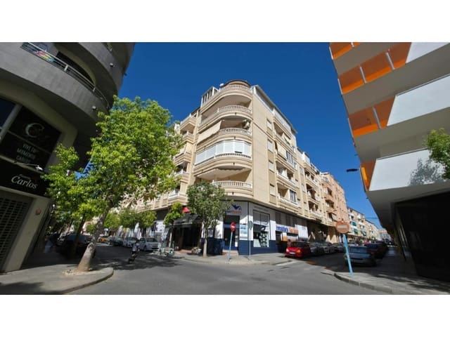 3 quarto Apartamento para venda em Las Piscinas Naturales, Torrevieja com piscina - 187 900 € (Ref: 10080995)