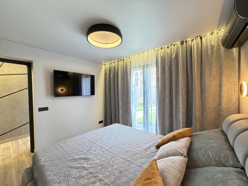 4 slaapkamer Villa te koop in Punta Prima met zwembad - € 749.000 (Ref: 10080997)