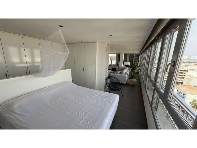 2 makuuhuone Kattohuoneisto myytävänä paikassa Torrevieja mukana uima-altaan - 369 900 € (Ref: 10081001)