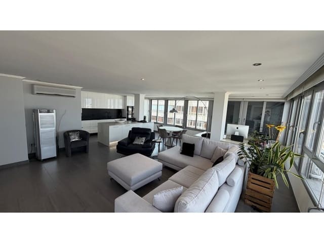 2 makuuhuone Kattohuoneisto myytävänä paikassa Playa del Acequión, Torrevieja mukana uima-altaan - 369 900 € (Ref: 10081001)
