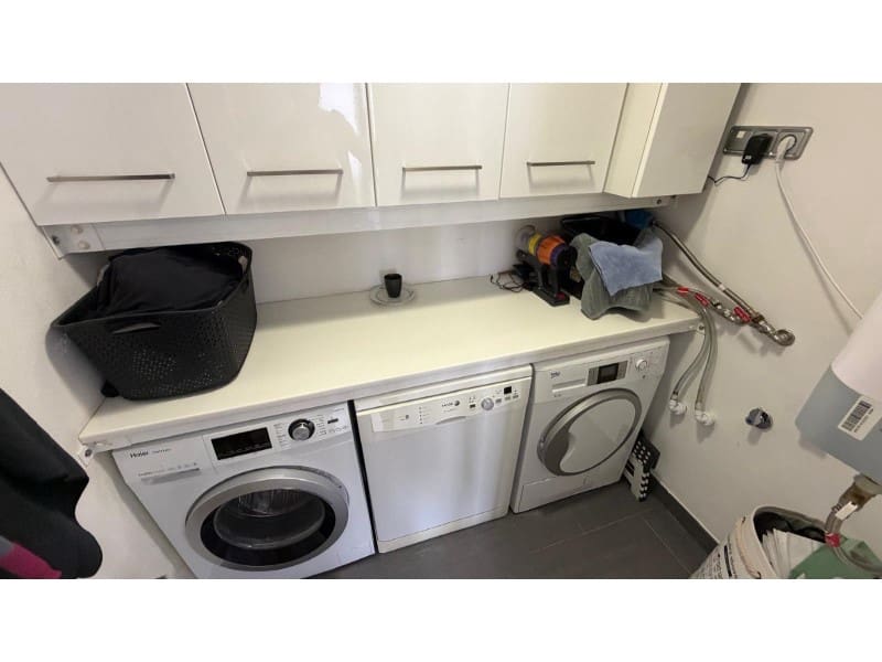 2 makuuhuone Kattohuoneisto myytävänä paikassa Torrevieja mukana uima-altaan - 369 900 € (Ref: 10081001)