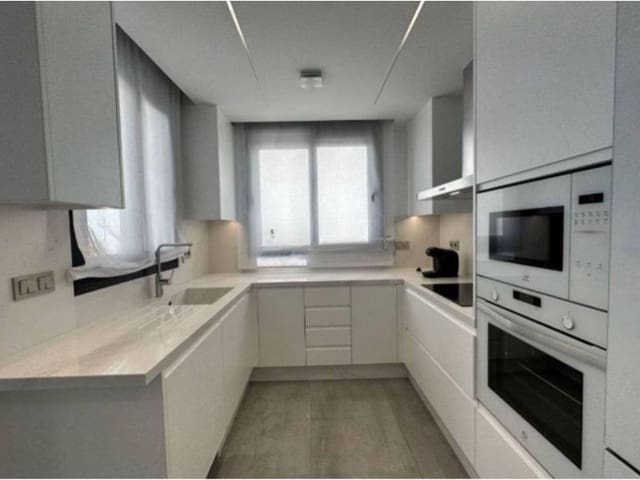 3 sovrum Villa till salu i Los Altos med pool - 690 000 € (Ref: 10081003)