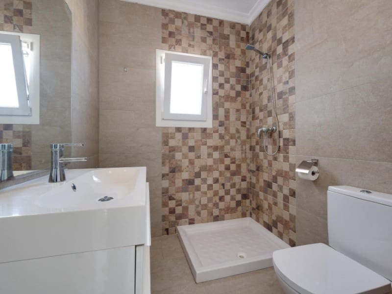 3 sypialnia Willa na sprzedaż w El Chaparral z basenem - 345 000 € (Ref: 10086099)