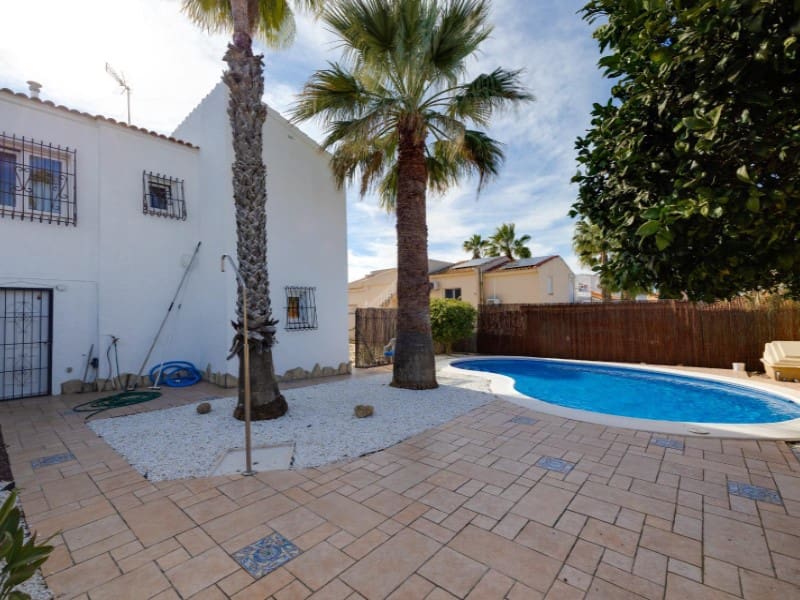 3 sypialnia Willa na sprzedaż w El Chaparral z basenem - 345 000 € (Ref: 10086099)
