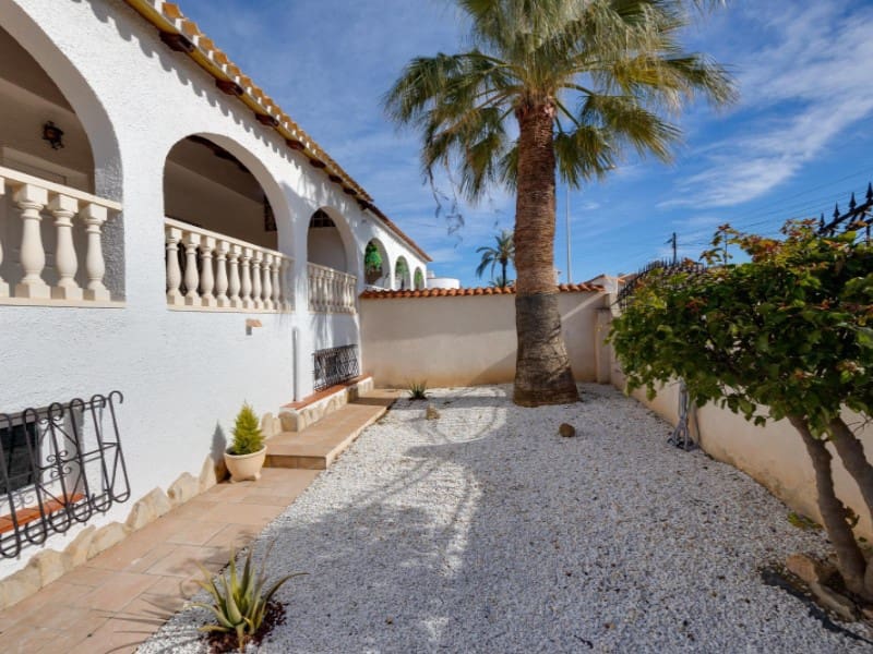 3 sypialnia Willa na sprzedaż w El Chaparral z basenem - 345 000 € (Ref: 10086099)