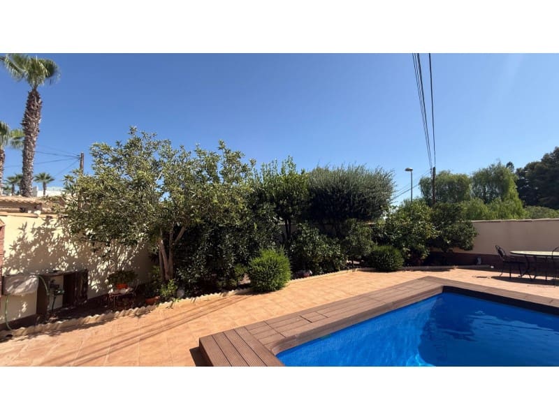7 soveværelse Villa til salg i Los Altos med swimmingpool - € 930.000 (Ref: 10086102)
