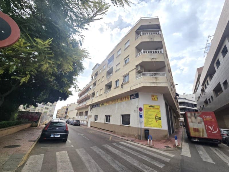2 soveværelse Lejlighed til salg i La Mata - € 149.000 (Ref: 10089461)