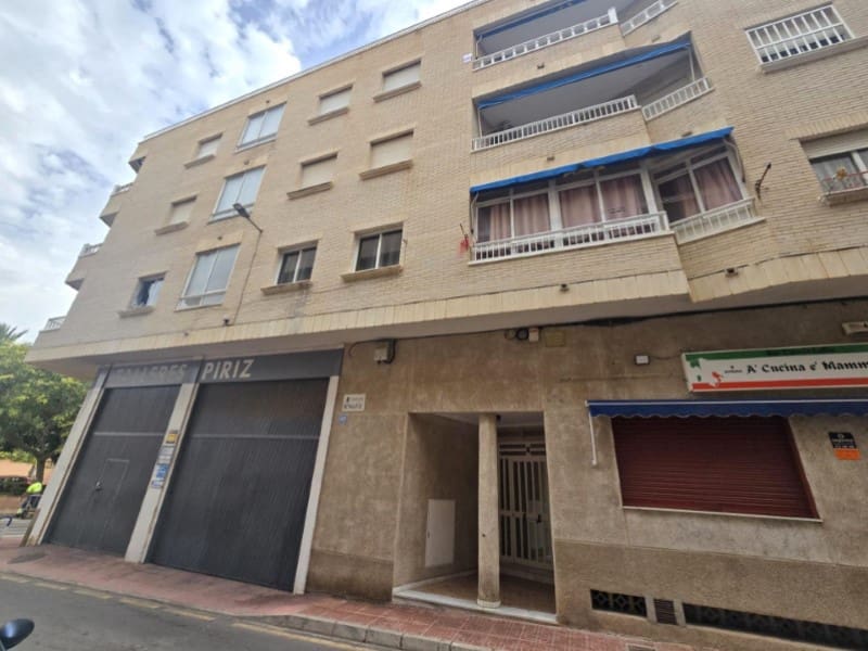 2 soveværelse Lejlighed til salg i La Mata - € 149.000 (Ref: 10089461)