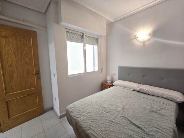 2 quarto Apartamento para venda em Los Europeos, Torrevieja - 149 000 € (Ref: 10089461)