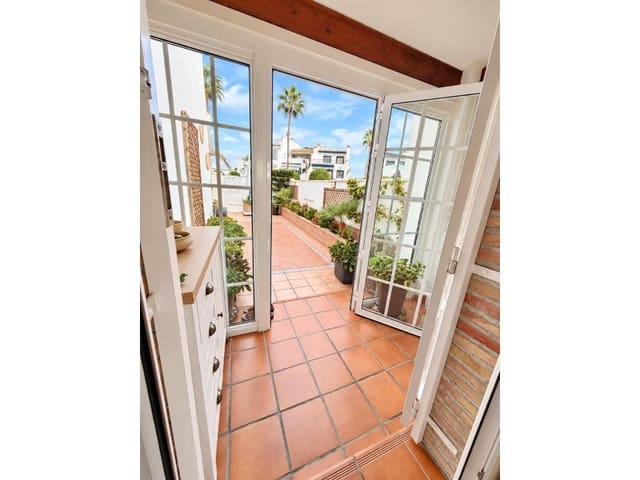 3 makuuhuone Huvila myytävänä paikassa Villamartin, Orihuela mukana uima-altaan - 479 995 € (Ref: 10089462)