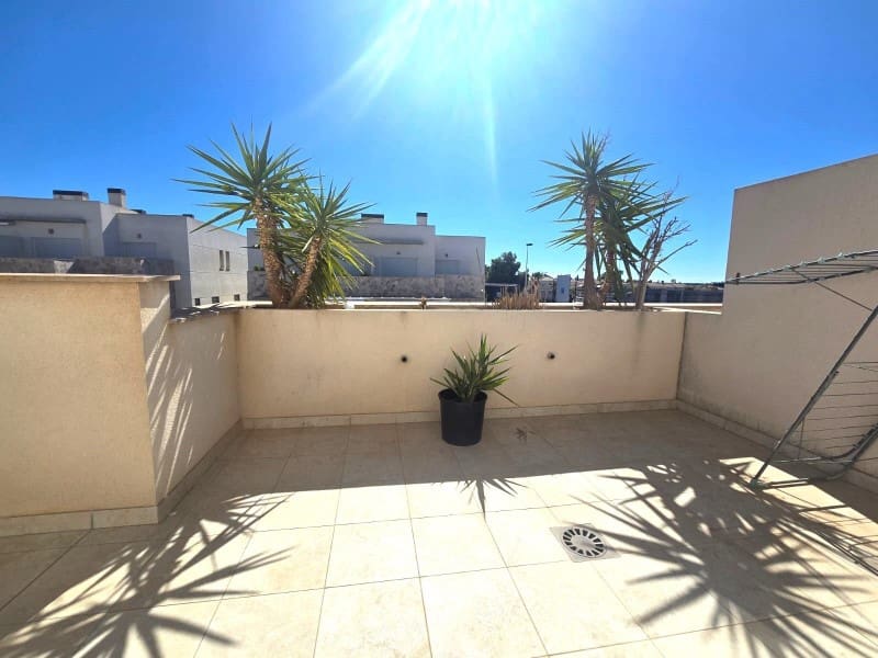 3 bedroom Townhouse for sale in Torrevieja - € 295,000 (Ref: 10089465)