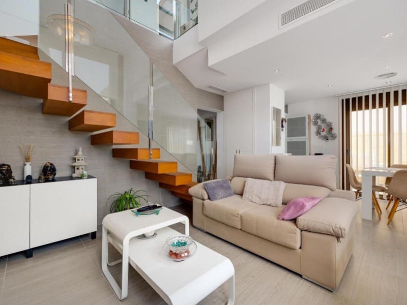 3 Zimmer Villa zu verkaufen in Ciudad Quesada mit Pool - 379.969 € (Ref: 10089466)