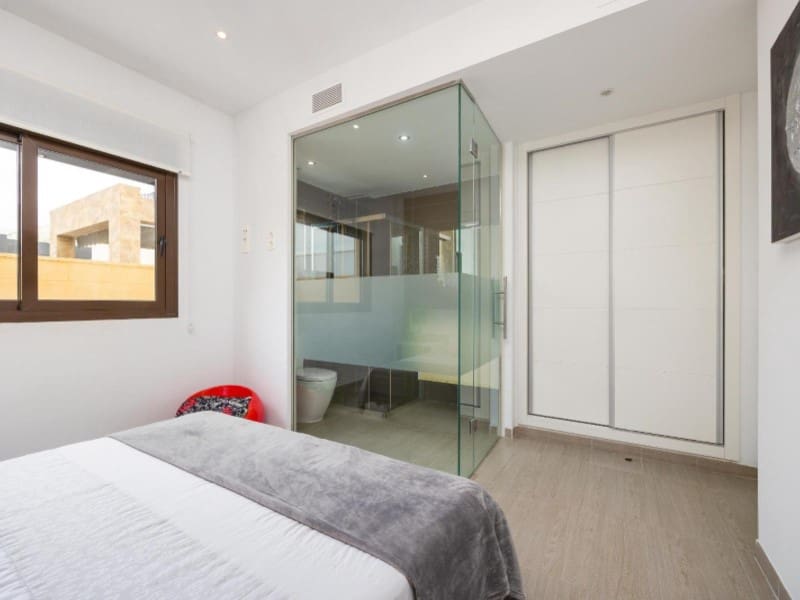 3 Zimmer Villa zu verkaufen in Ciudad Quesada mit Pool - 379.969 € (Ref: 10089466)