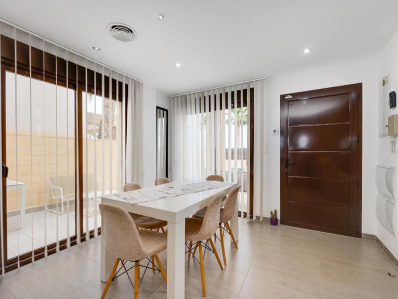 3 Zimmer Villa zu verkaufen in Ciudad Quesada mit Pool - 379.969 € (Ref: 10089466)