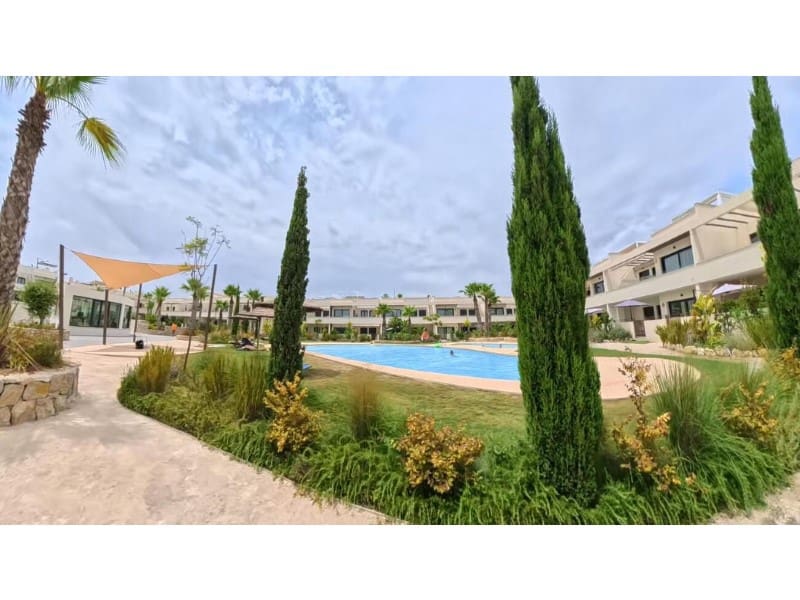 2 slaapkamer Penthouse te koop in La Veleta met garage - € 389.000 (Ref: 10094433)