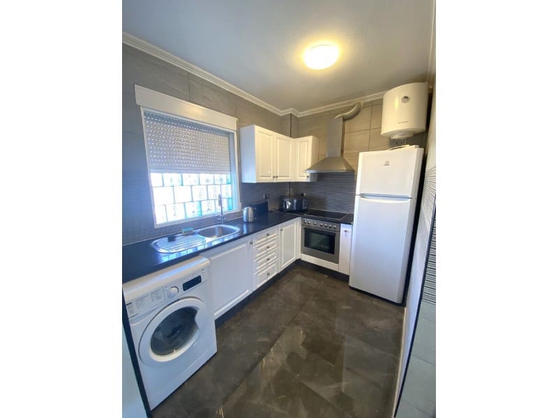 5 makuuhuone Huvila myytävänä paikassa La Zenia mukana uima-altaan - 359 995 € (Ref: 10094436)