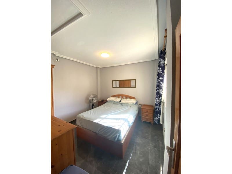 5 makuuhuone Huvila myytävänä paikassa La Zenia mukana uima-altaan - 359 995 € (Ref: 10094436)