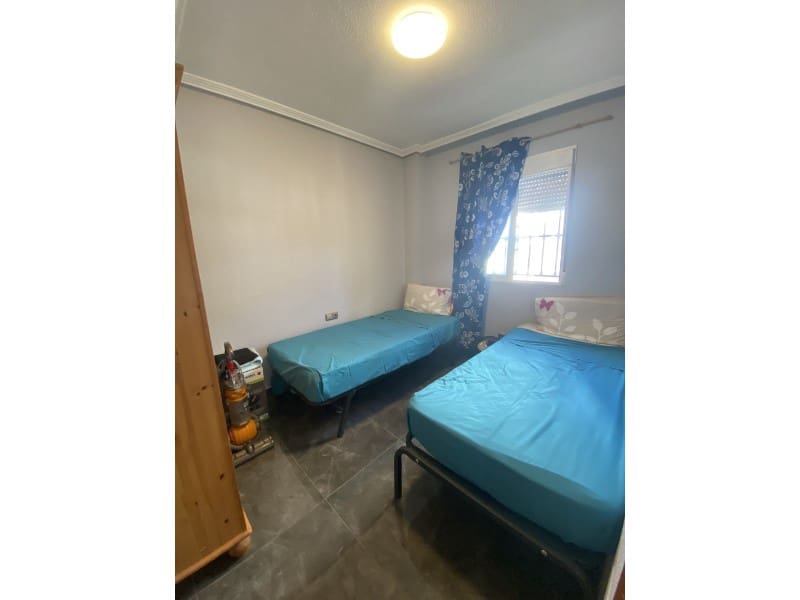5 makuuhuone Huvila myytävänä paikassa La Zenia mukana uima-altaan - 359 995 € (Ref: 10094436)