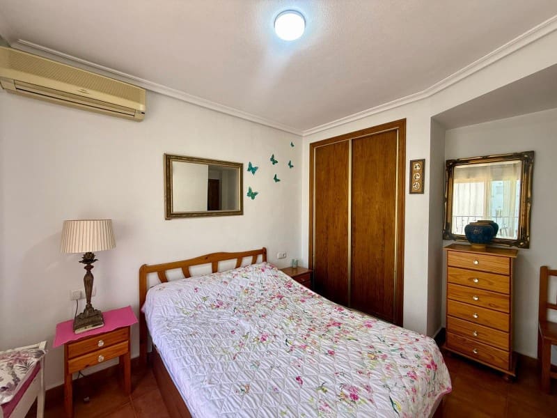 1 slaapkamer Appartement te koop in Torrevieja - € 117.900 (Ref: 10119727)