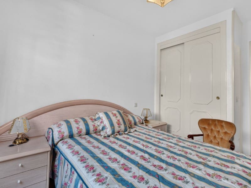 3 quarto Casa em Banda para venda em Torrevieja com piscina - 184 000 € (Ref: 10131448)